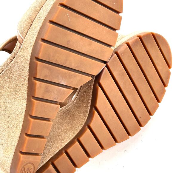 Michael Kors Gillian Wedge Sandals 8.5 Tan Suede Heels Resort Travel Beach - Picture 5 of 7